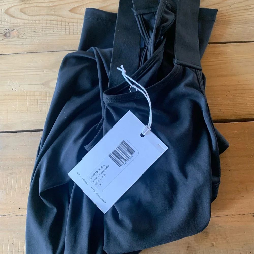 Noli Yoga strapy one-piece yoga jumpsuit - Picture 4 of 4